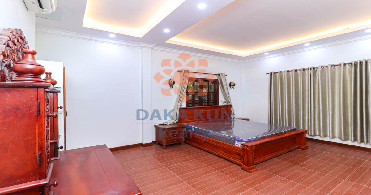 3 Bedrooms for Rent in Siem Reap-Svay Dangkum