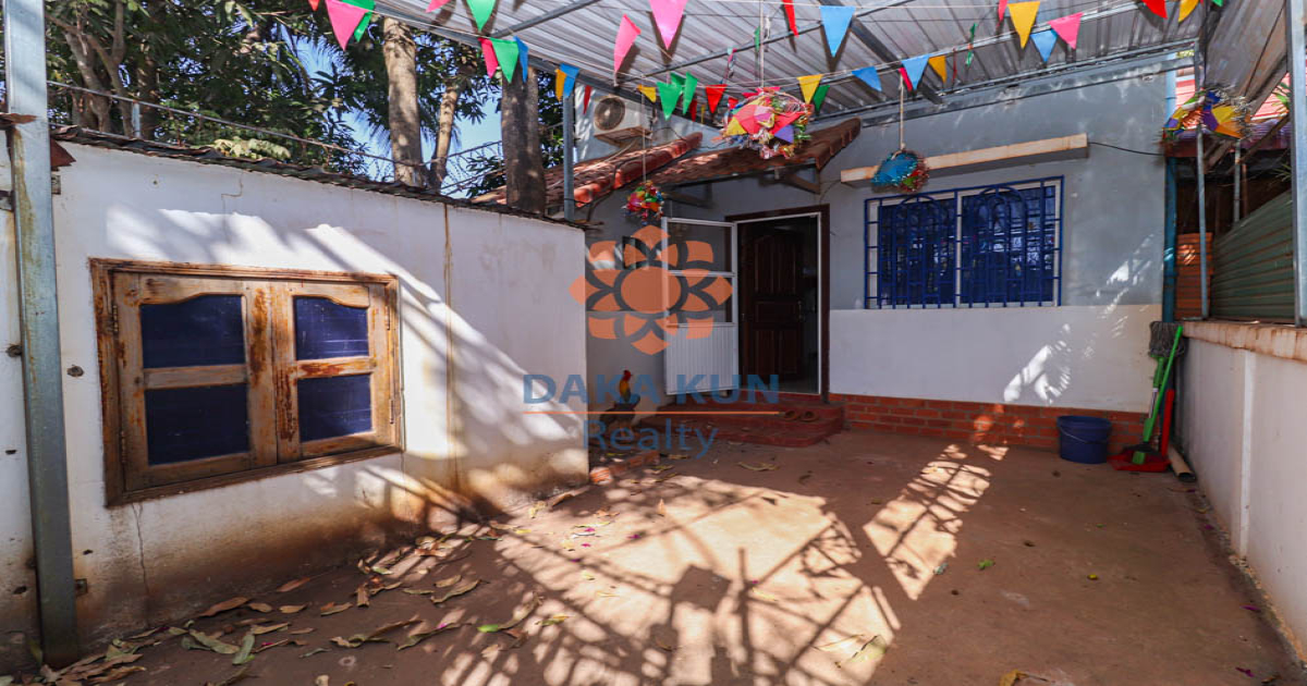 2 Bedrooms House for Rent in Siem Reap City, Sala Kamreuk