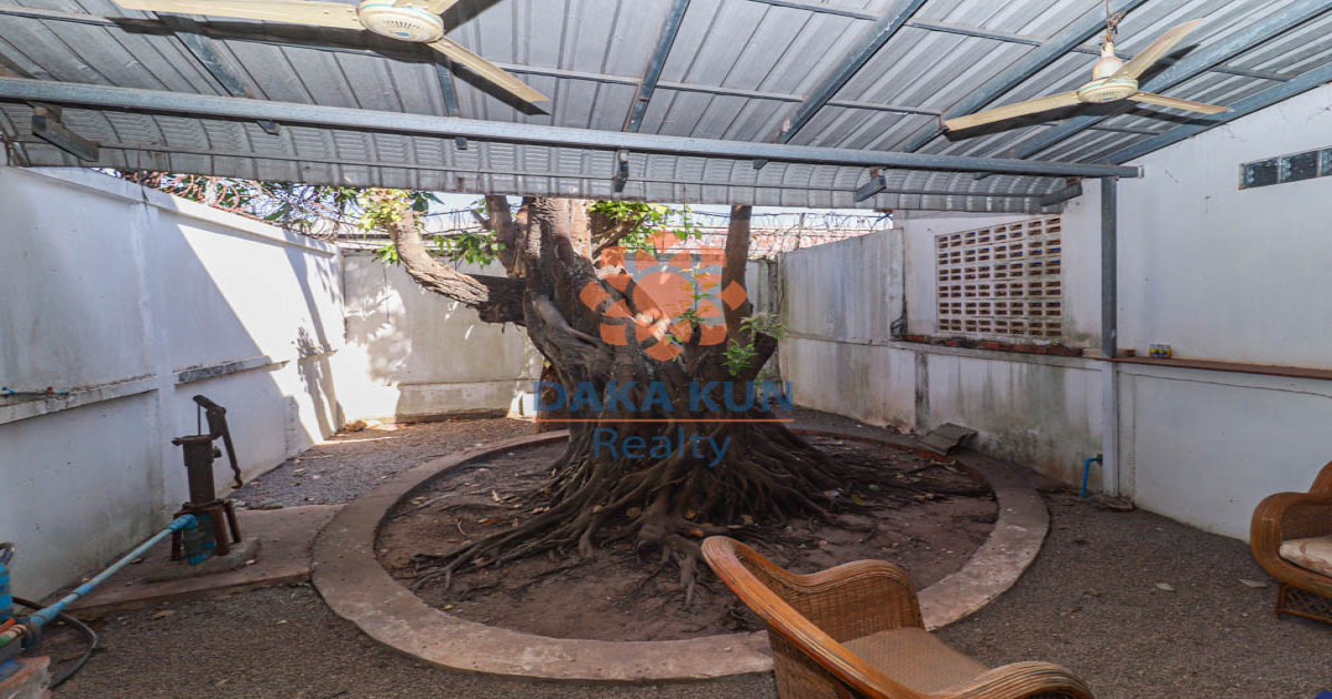 2 Bedrooms House for Rent in Siem Reap City, Sala Kamreuk