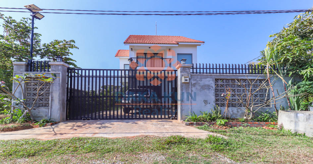 4 Bedrooms House for Rent in Siem Reap City, Srangae