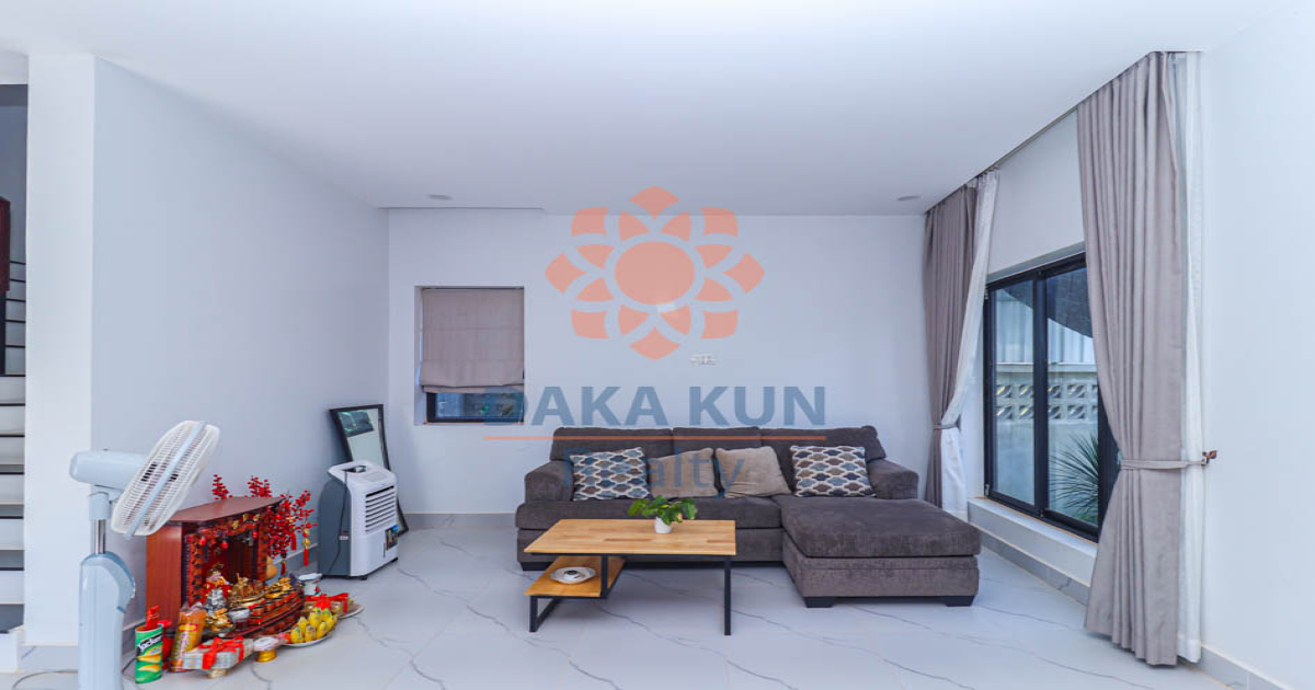 4 Bedrooms House for Rent in Siem Reap City, Srangae