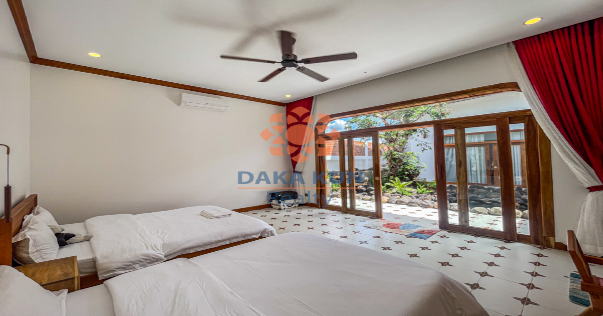 Villa with Swimming Pool for Sale in Siem Reap City, Svay Dangkum