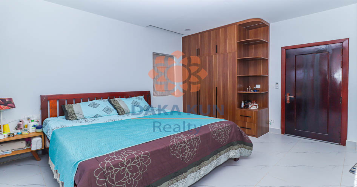 4 Bedrooms House for Rent in Siem Reap City, Srangae