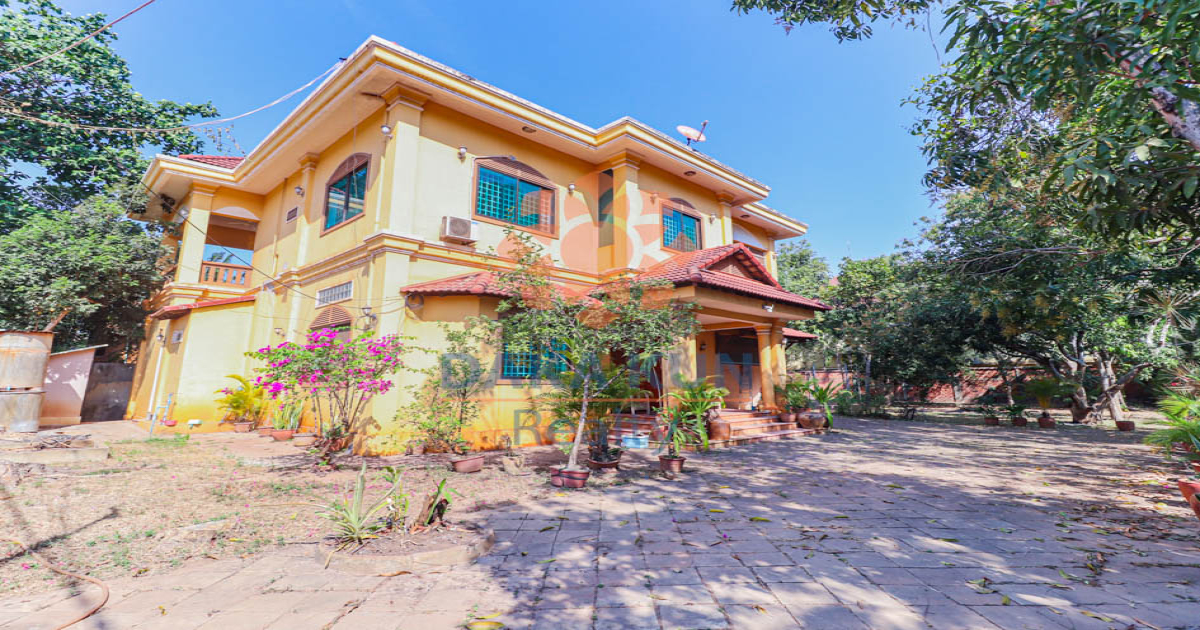 5 Bedrooms House for Rent in Siem Reap City near Clinic RHAC