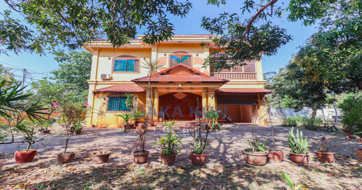 5 Bedrooms House for Rent in Siem Reap City near Clinic RHAC