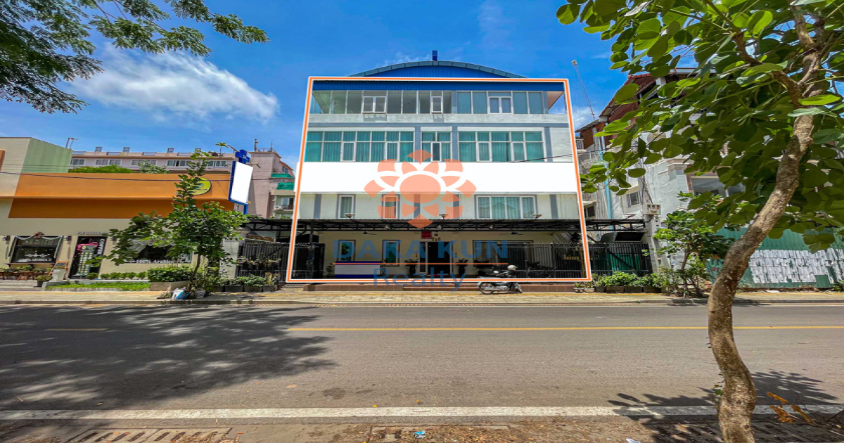 Commercial Building for Sale in Siem Reap City, near Riverside, Wat Bo