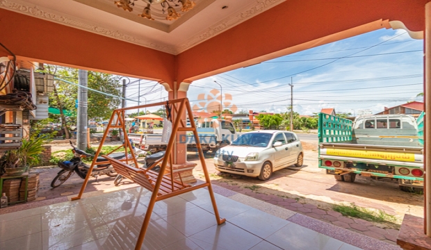 2 Bedrooms House for Sale on Ring Road, Siem Reap