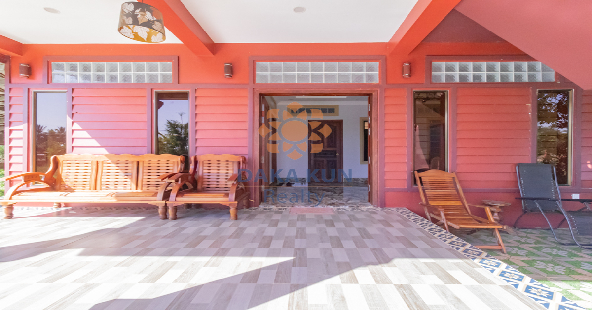 3 Bedrooms Wooden House For Rent In Siem Reap-Preah Dak