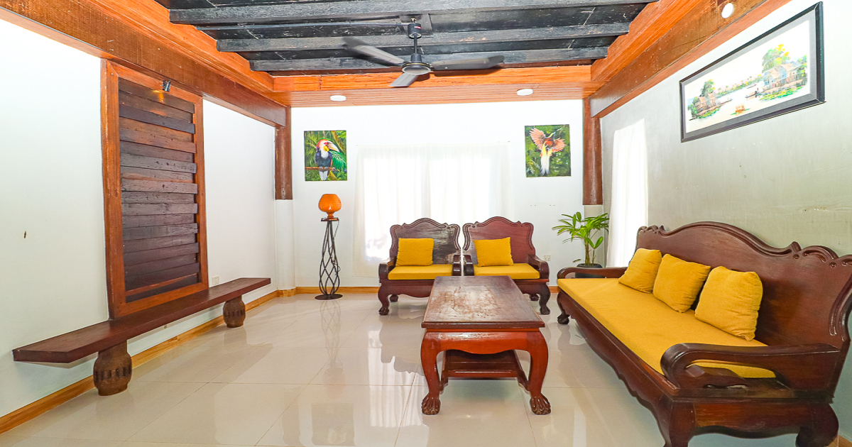 3 Bedrooms Wooden House for Rent in Siem Reap City, Sala Kamreuk