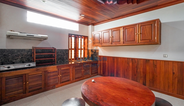 3 Bedrooms Apartment for Rent with Swimming Pool in Siem Reap