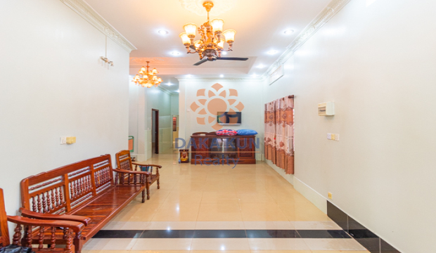 3 Bedrooms House for Rent in Krong Siem Reap-Sala kamreuk