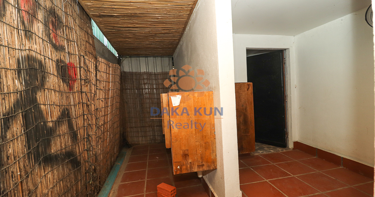 Commercial Space for Rent on Chocolate Road, in Sala Kamreuk