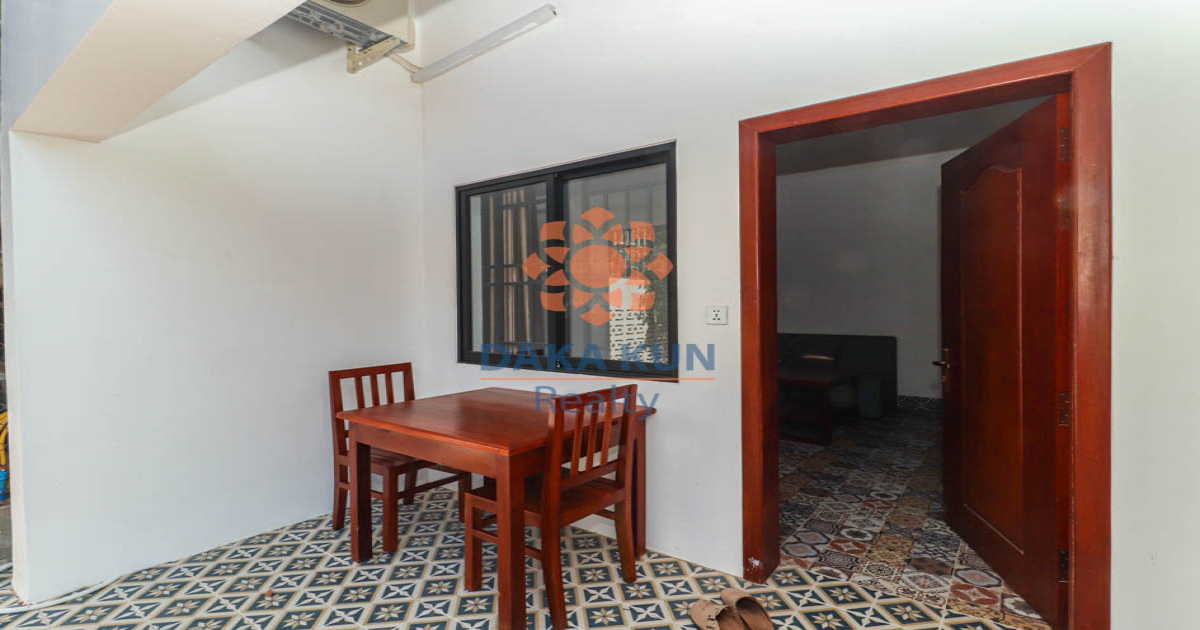 2 Bedrooms Apartment for Rent in Siem Reap City, Sala Kamreuk