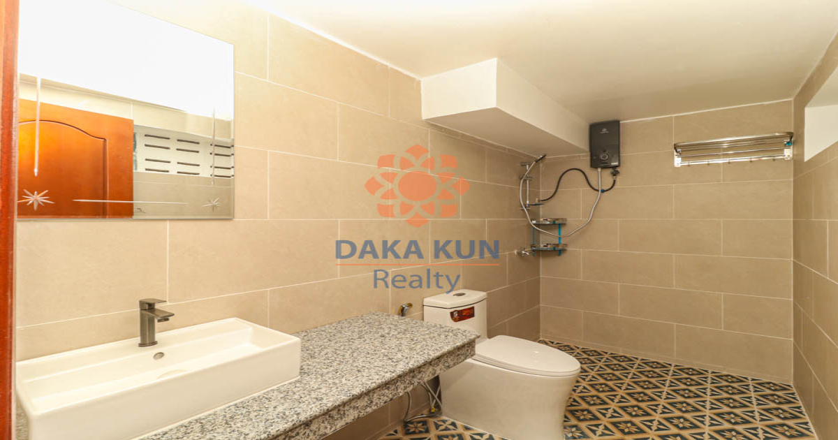 2 Bedrooms Apartment for Rent in Siem Reap City, Sala Kamreuk