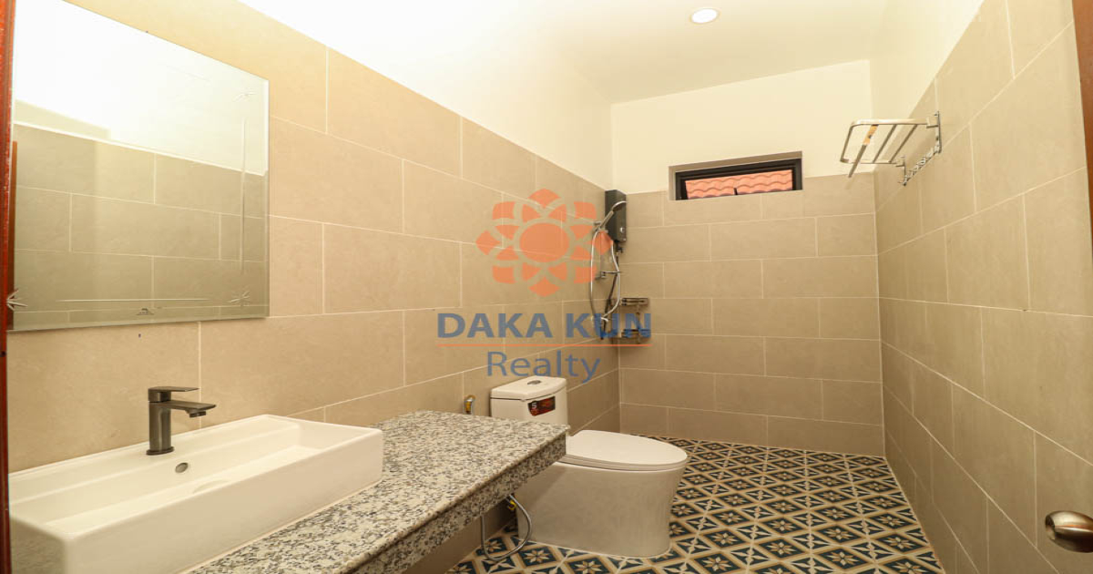 2 Bedrooms Apartment for Rent in Siem Reap City, Sala Kamreuk