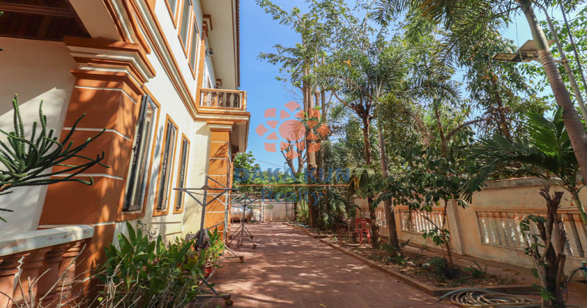 House near Zannier Phum Baitang Hotel, in Siem Reap City
