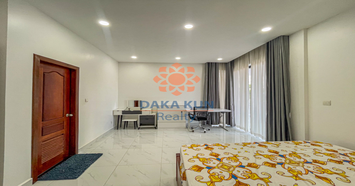 4 Bedrooms House for Rent in Siem Reap City, Sala Kamreuk