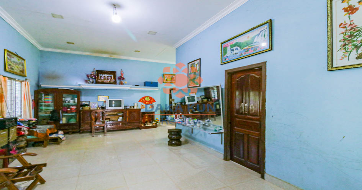 House for Sale in Siem Reap City, Near Phsar Khnar