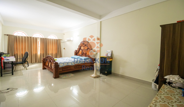 4 Bedrooms House for Rent in Krong Siem Reap-Svay Dangkum
