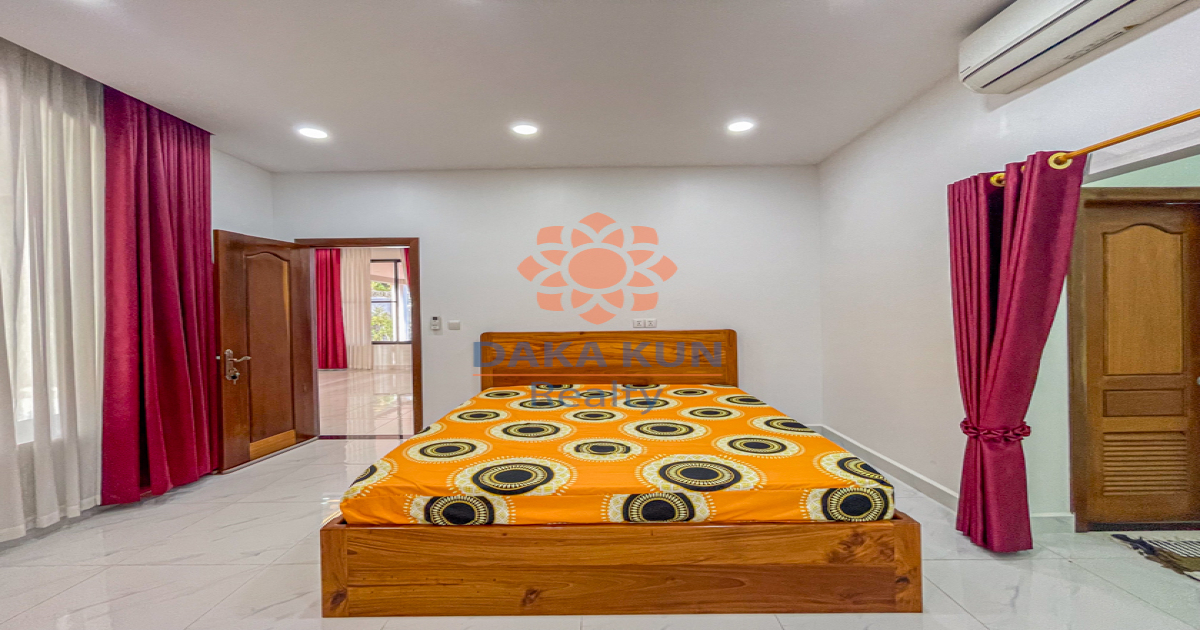 4 Bedrooms House for Rent in Siem Reap City, Sala Kamreuk