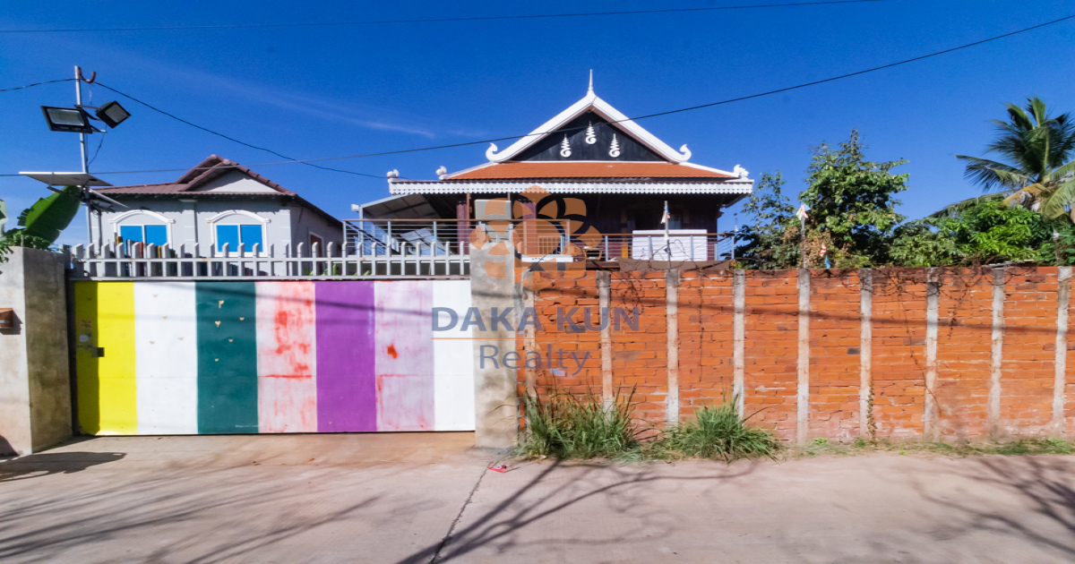 2 Bedrooms Wooden House for Rent In Siem Reap City-Sala Kamreuk