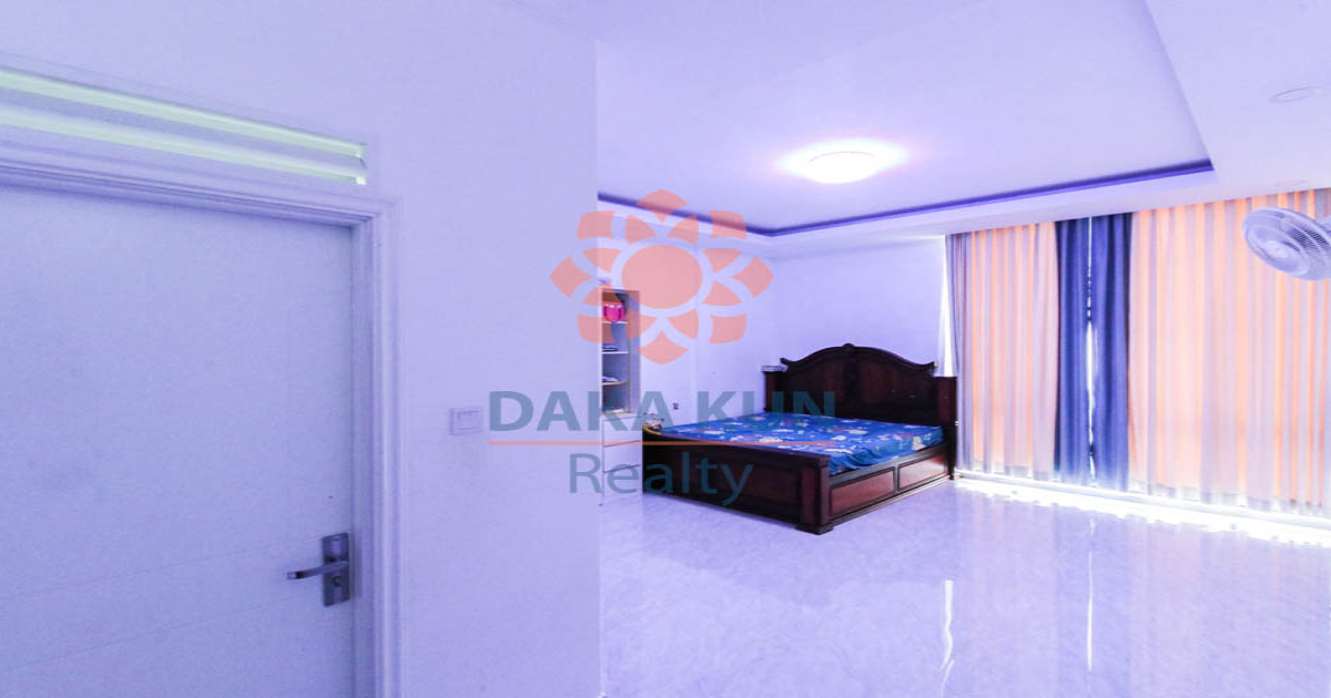 Flat House for Sale near Street 60m, in Siem Reap