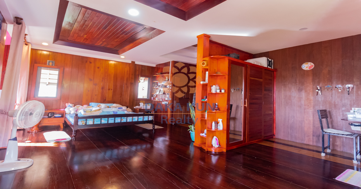 2 Bedrooms Wooden House for Rent In Siem Reap City-Sala Kamreuk