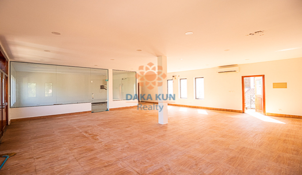 Building for Sale in Krong Siem Reap-near Bakheang Rd