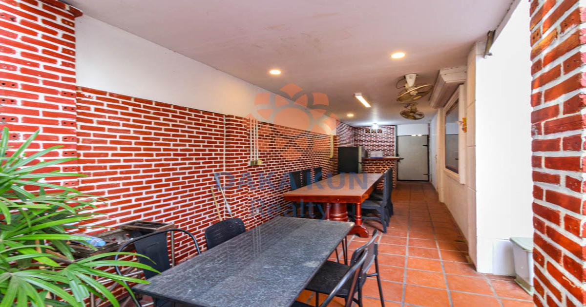 House with Swimming Pool for Sale​ in Siem Reap City