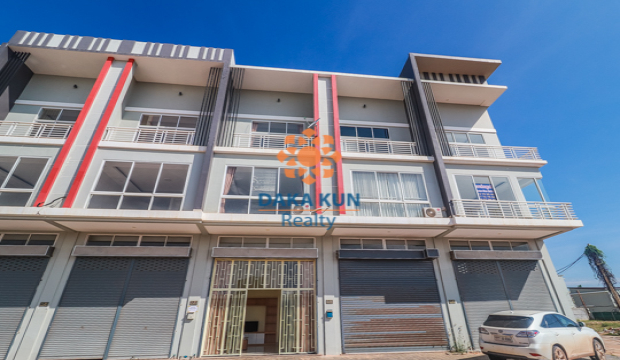 5 Bedrooms Flathouse for Rent in Krong Siem Reap-Svay Dangkum
