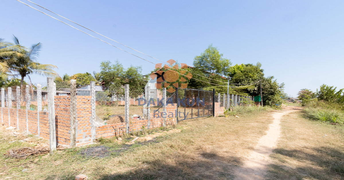 Land For Sale In Siem Reap City-Svay Damgkum