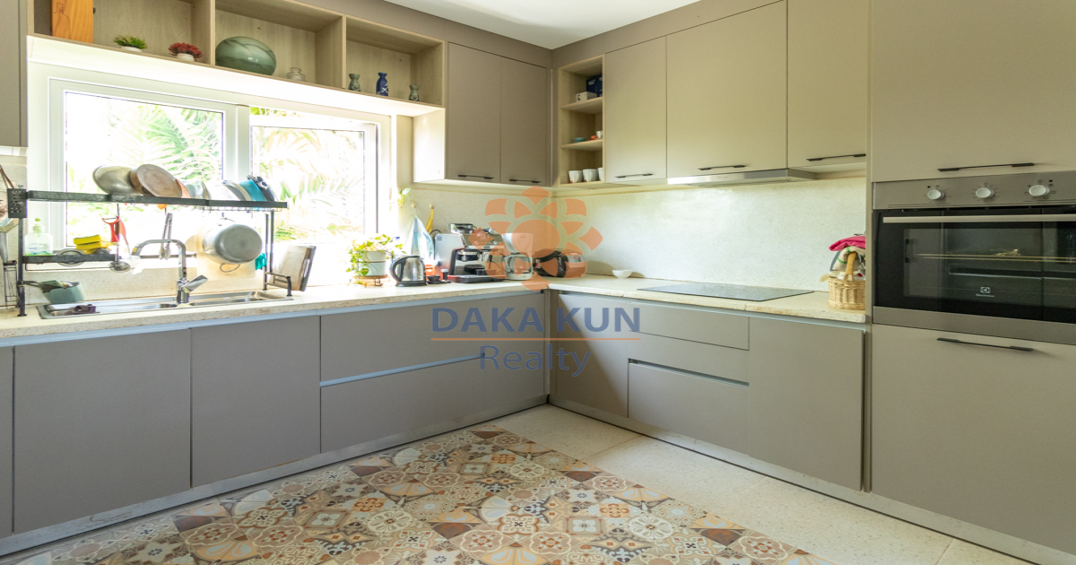 Villa For Sale In Siem Reap city-Prasat Bakong