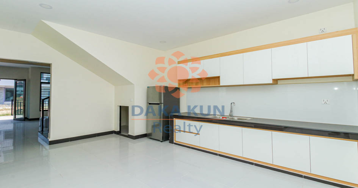 Flat House for Sale in Siem Reap City, Srangae