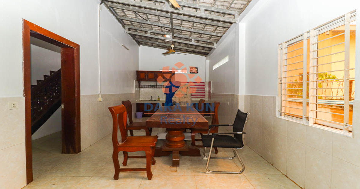 4 Bedrooms House for Rent in Siem Reap City, Sala Kamreuk