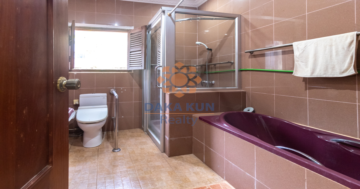 2 Bedrooms Villa for Rent In Siem Reap City, Svay Dangkum
