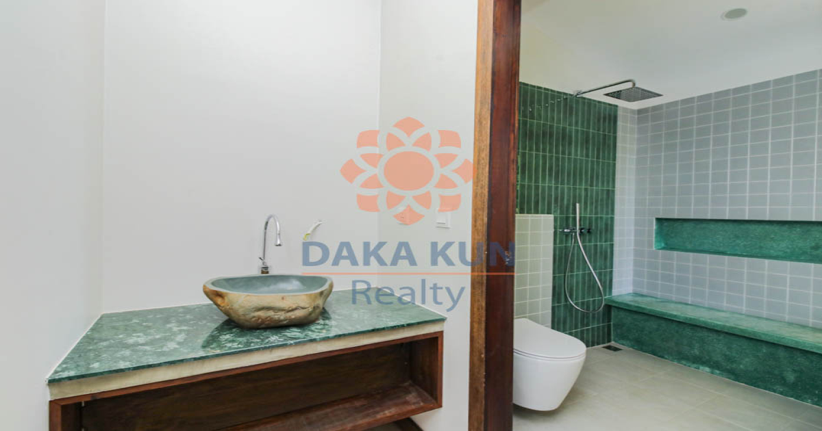 Wooden House with Swimming Pool for Rent in Siem Reap City