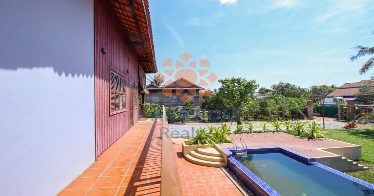Wooden House with Swimming Pool for Rent in Siem Reap City