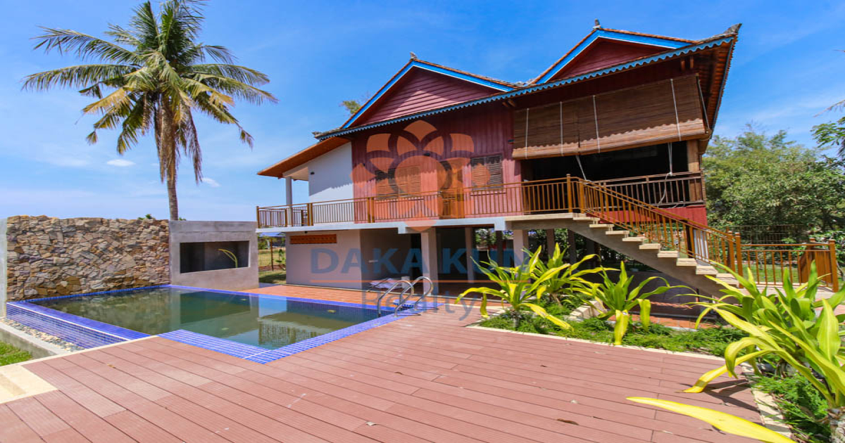 Wooden House with Swimming Pool for Rent in Siem Reap City