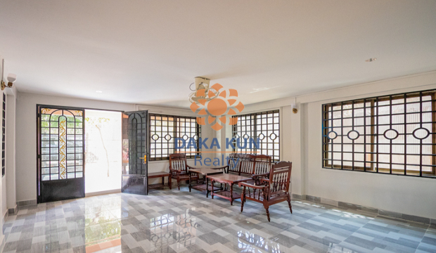 2 Bedrooms House for Rent in Krong Siem Reap-Sla Kram