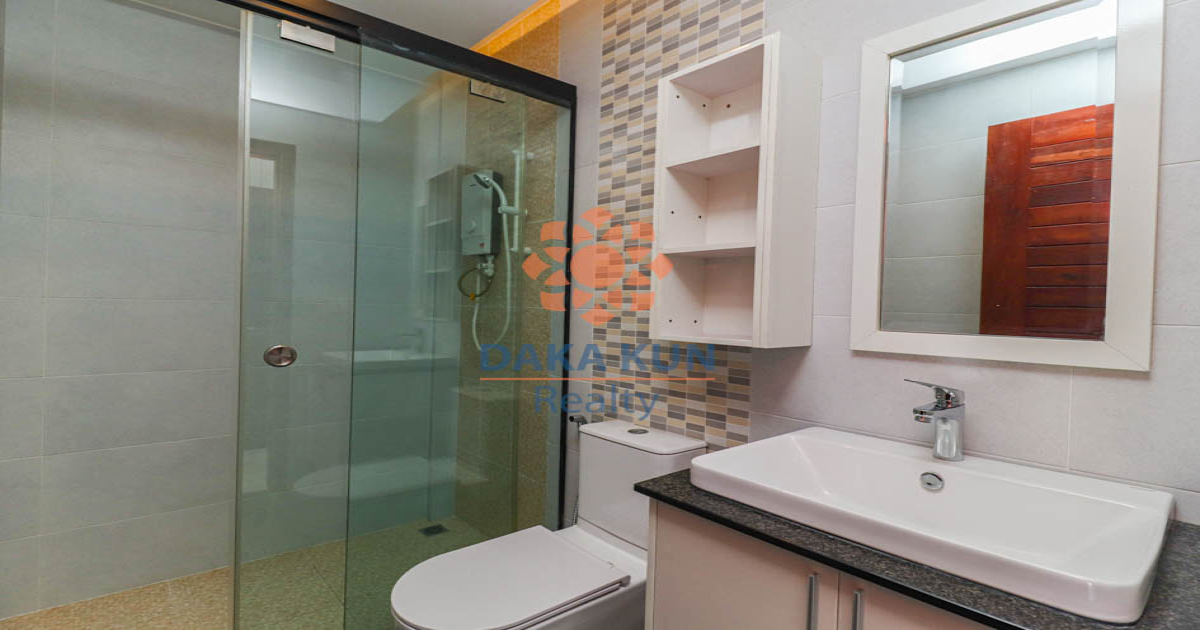 4 Bedrooms House for Rent in Siem Reap City, Sala Kamreuk