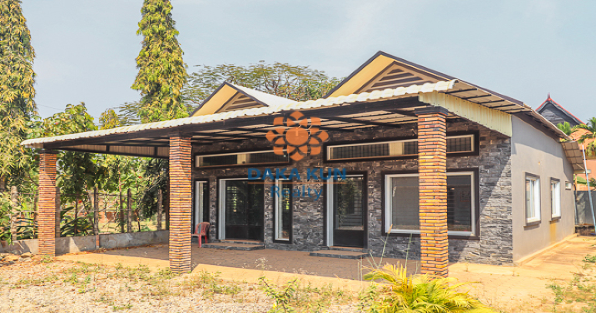 2 Bedrooms House for Rent in Siem Reap City, Svay Dangkum