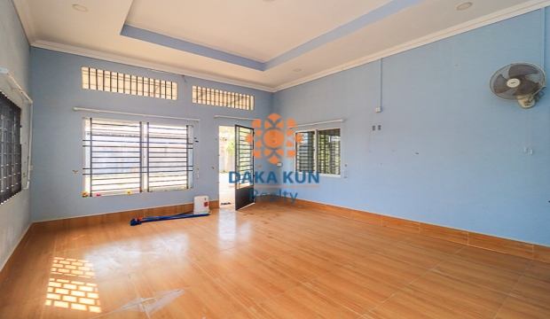 2 Bedrooms House for Rent in Siem Reap-Svay Dangkum