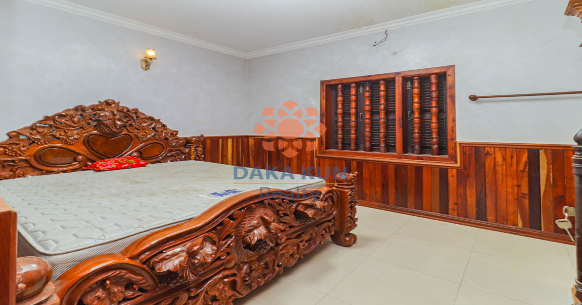 5 Bedrooms House for Rent in Siem Reap City, Sla Kram