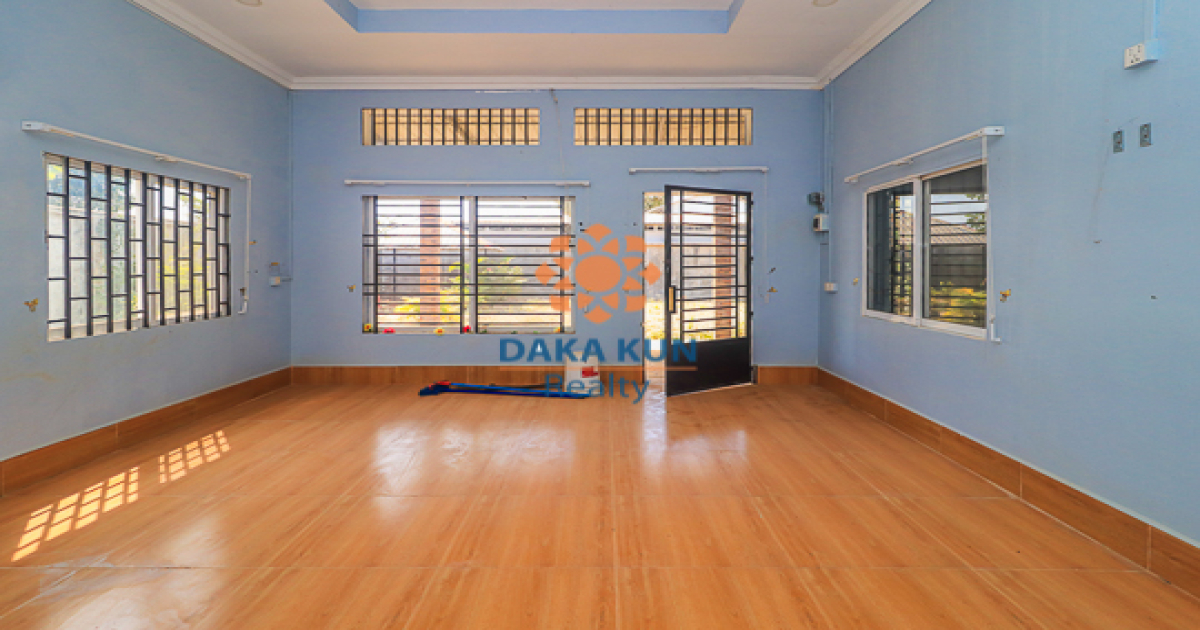 2 Bedrooms House for Rent in Siem Reap City, Svay Dangkum
