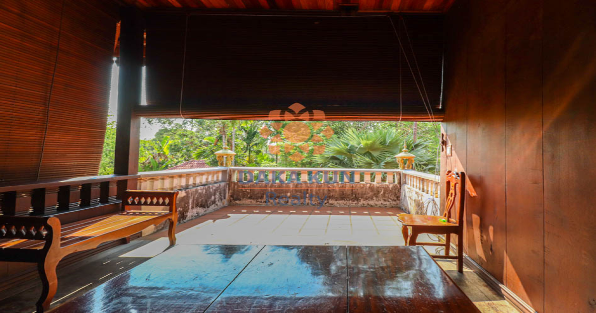 5 Bedrooms House for Rent in Siem Reap City, Sla Kram