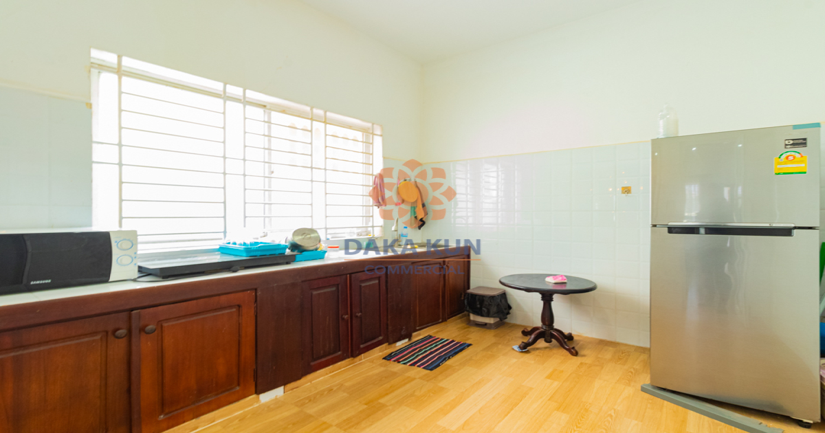 2 Bedrooms Apartment for Rent In Siem Reap City-Sala Kamreuk