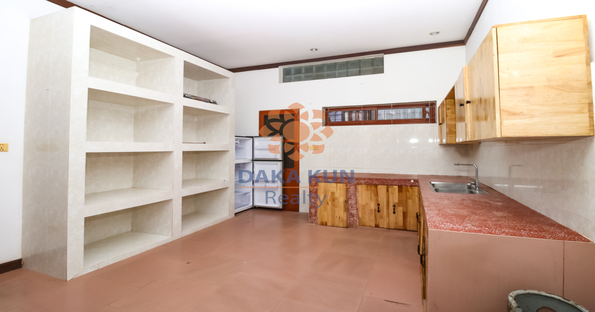 3 Bedrooms House for Rent in Siem Reap City, Sla Kram