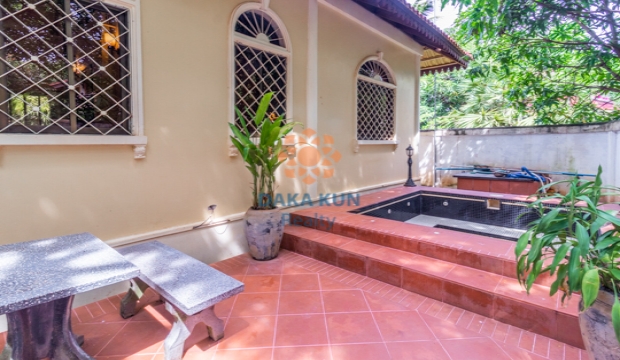 2 Bedrooms House for Rent in Siem Reap-Svay Dangkum