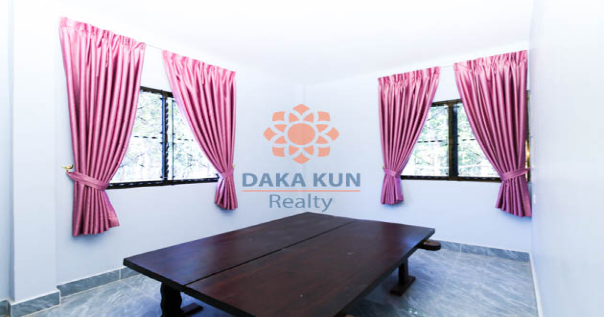 3 Bedrooms House for Rent in Siem Reap City, Chreav