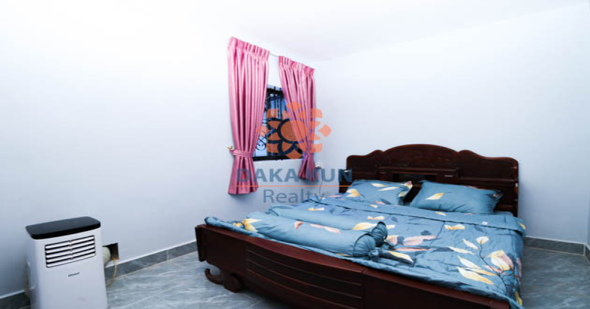 3 Bedrooms House for Rent in Siem Reap City, Chreav